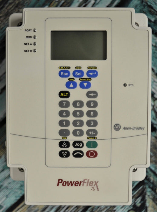 Allen-Bradley PowerFlex 70 1 HP 20AB4P2C3AYNNNC0 Mfd. 2010 240VAC