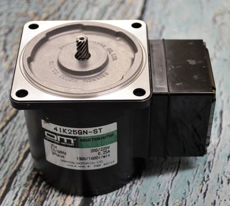 Oriental Motor 4IK25GN-ST Induction Motor 25 Watt Clean Tested Good 3 Phase