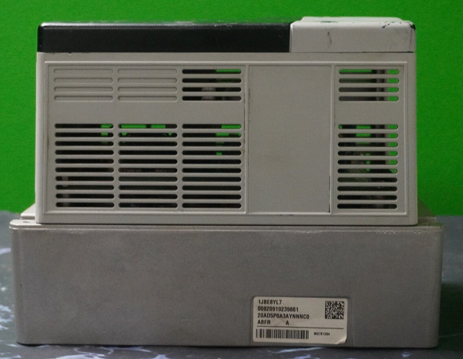 Parts Allen-Bradley PowerFlex 70 3HP 20AD5P0A3AYNNNC0 480 VAC FRN:3.002