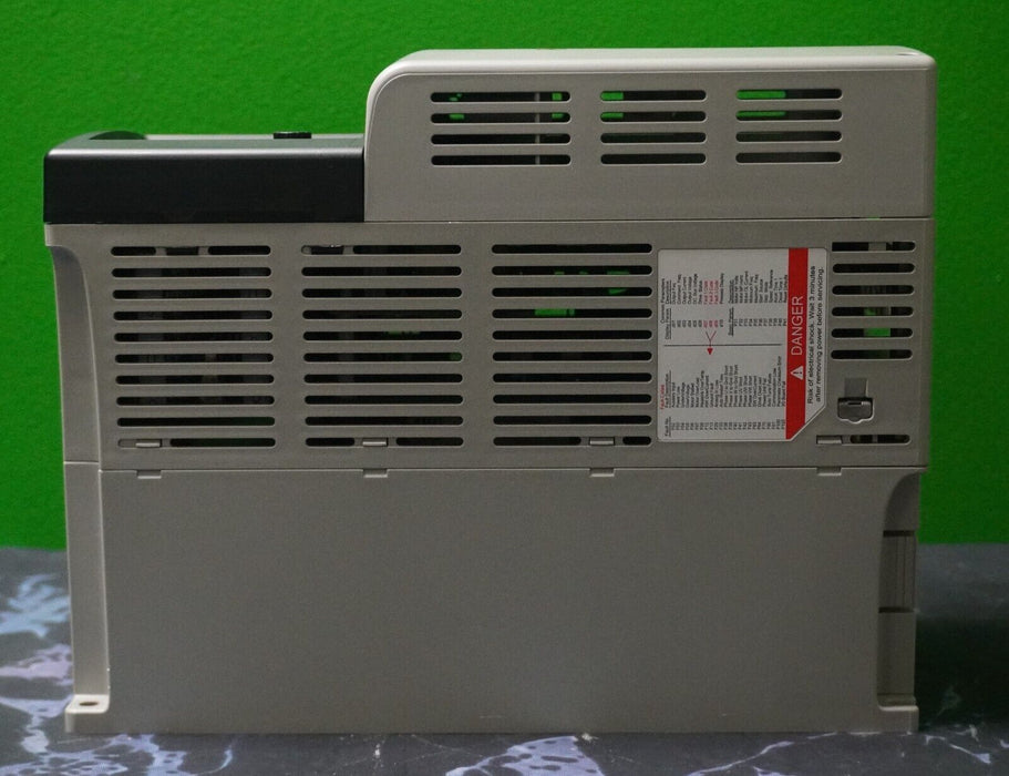 Allen-Bradley 10HP Powerflex40 22B-D017N104 Ser. A Tested Good FRN:2.04