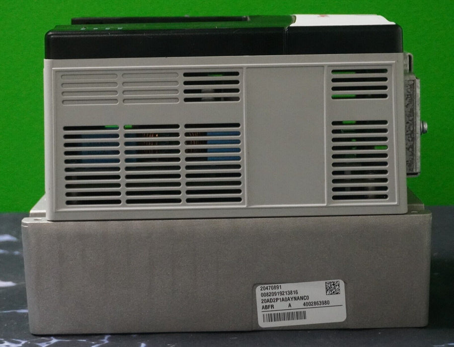 Allen-Bradley PowerFlex 70 1HP 20AD2P1A0AYNANC0 480 VAC Tested Good FRN:5.001