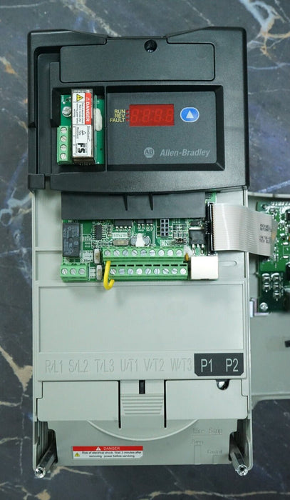 Zero Hrs Allen Bradley 22D-D017N104 Power Flex 40P 10HP VFD 22-COMM-E Ethernet