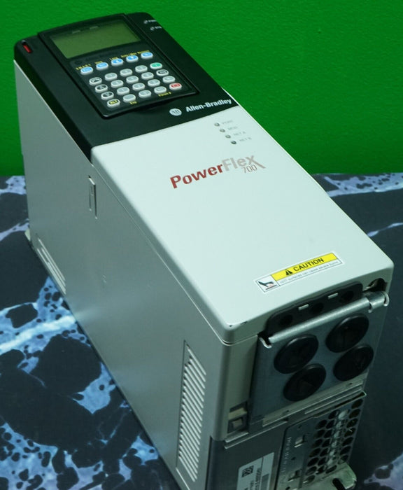 Low-Hours Allen-Bradley PowerFlex 700 5 HP 20BD8P0A3AYYADC1 480VAC FRN:9.001