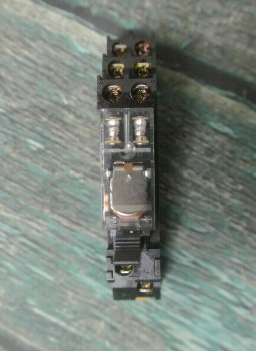 Allen-Bradley 700-HN122 Socket 8-Blade With 700-HK32A 8-Pin Relay