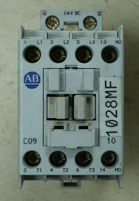 Allen Bradley 100-C09Z*10 Contactor, Series A