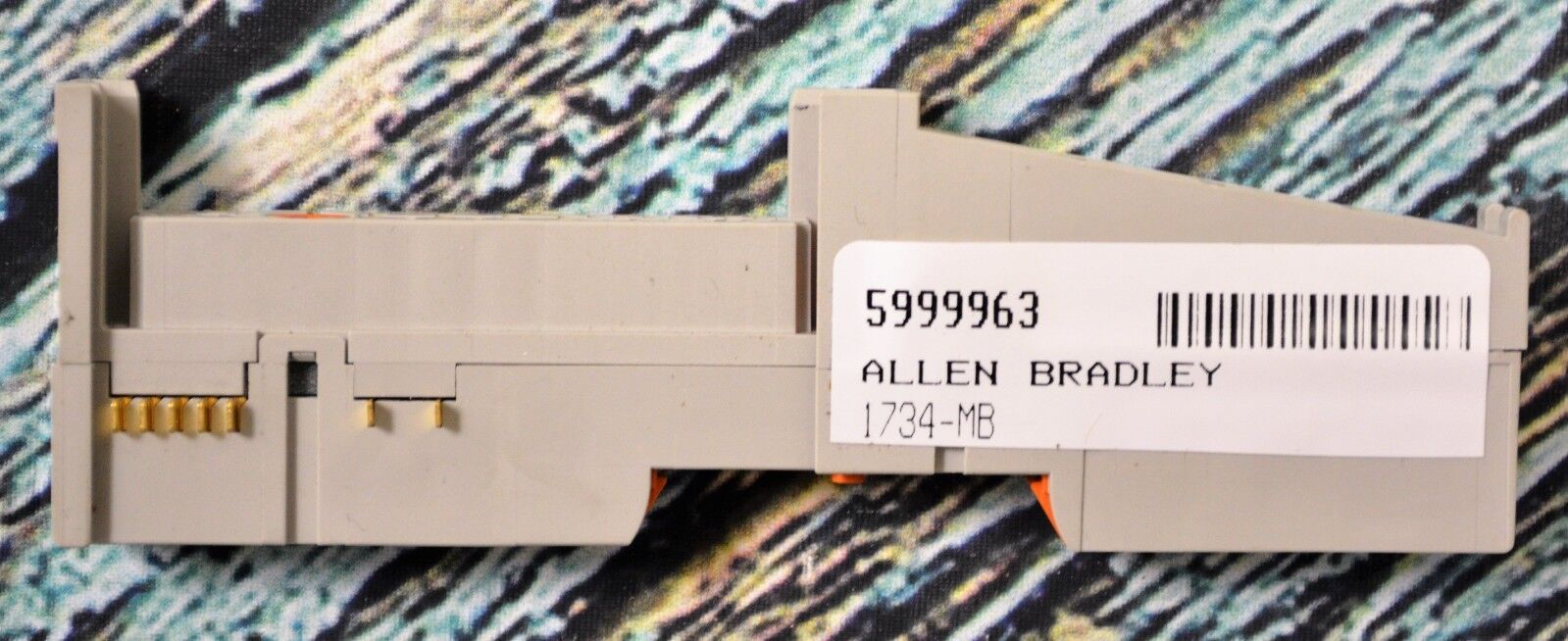 Allen-Bradley 1734-MB Point I/O Mounting Base Quantity