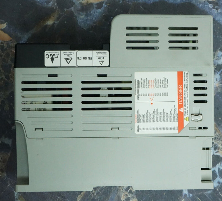 Allen Bradley 22D-D6P0N104 PowerFlex 40 3HP Drive Tested Good FRN:2.01