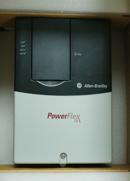 New Allen-Bradley PowerFlex 70 7.5 HP 20AD011A0AYNARNN 480 VAC FRN:2.002