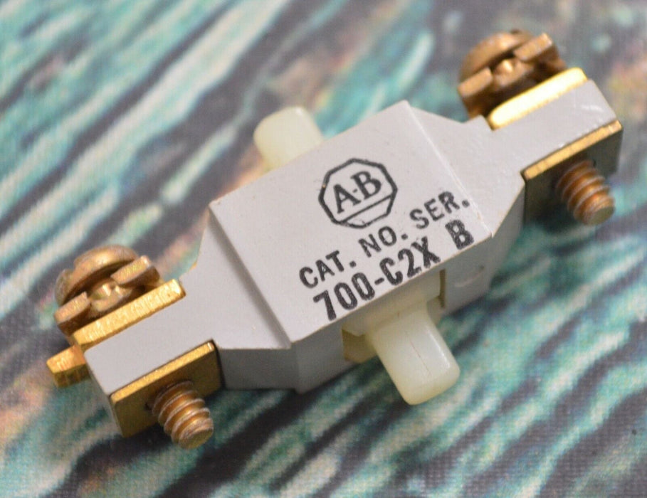 New Allen Bradley 700-C2X B Relay Front Deck Gold Plated Contact Cartridge