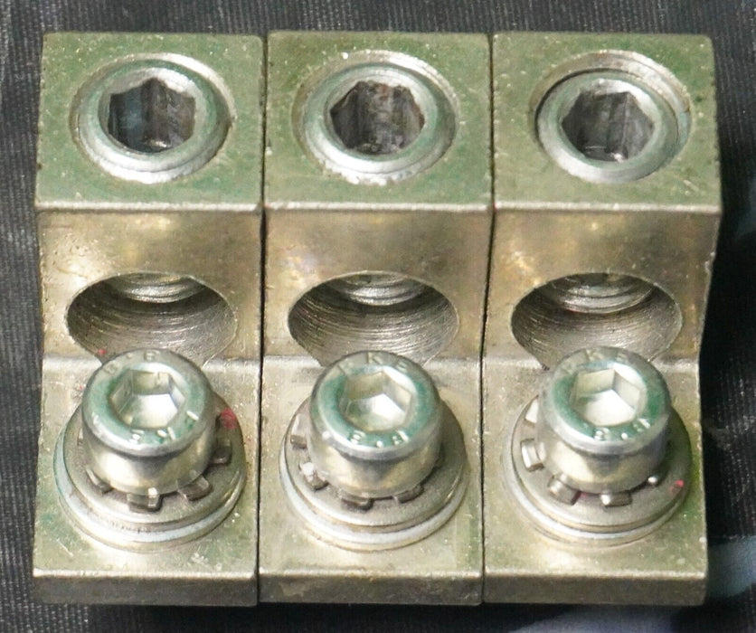 (3) ILSCO D3379 Aluminum Mechanical Lug, 300MCM-6 CU9