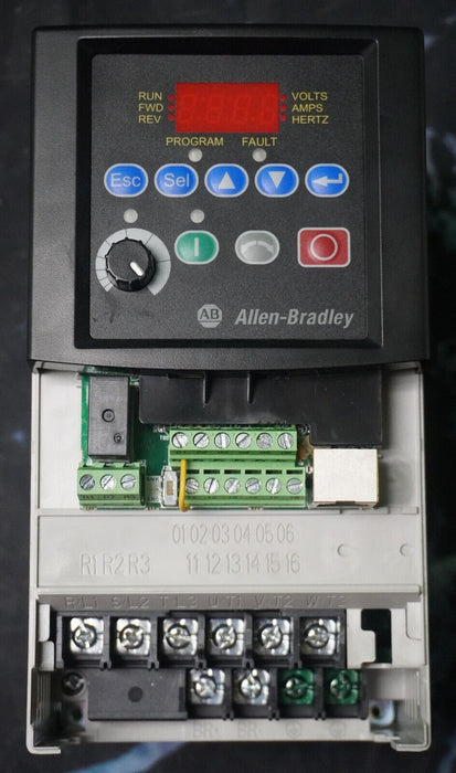 Zero Run Hours Allen-Bradley PowerFlex 4 22A-D6P0N104 3HP FRN:6.01 Series A