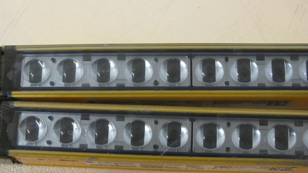 Allen-Bradley 445L-P4C0900FP Safety Light Curtain Pair Transmitter & Receiver