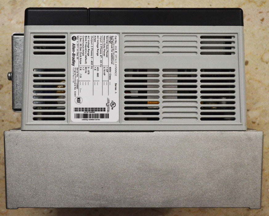 Allen-Bradley PowerFlex 70 1HP 20AE1P7A0AYNNNC0 600VAC FRN 5.001 Tested