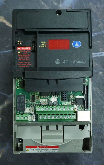 Allen-Bradley 22D-D4P0N104 PowerFlex40 2 HP Series A 480 VAC FRN:2.01