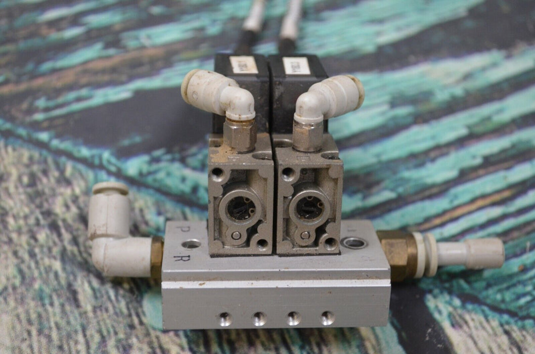 SMC VZ110-5M0Z-M5 (VZ1105M0ZM5) Solenoid Valve with Mounted Aluminum Manifold