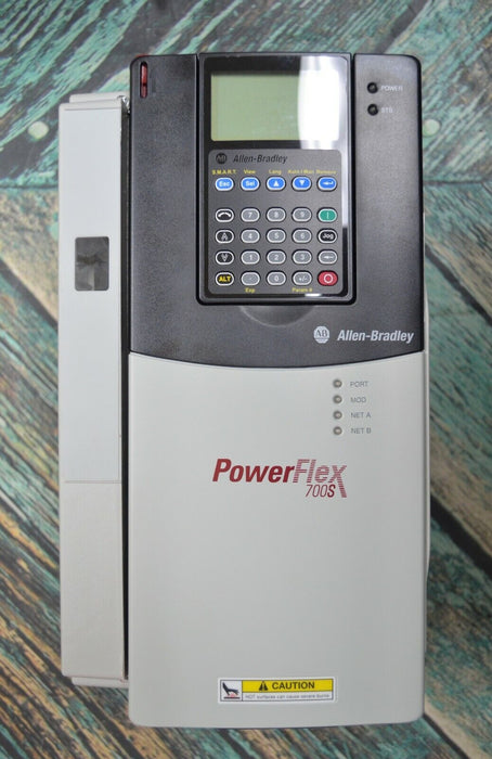 New Allen-Bradley Powerflex 700S 20DB022A3EYYAEASE Series A FRN: 4.002