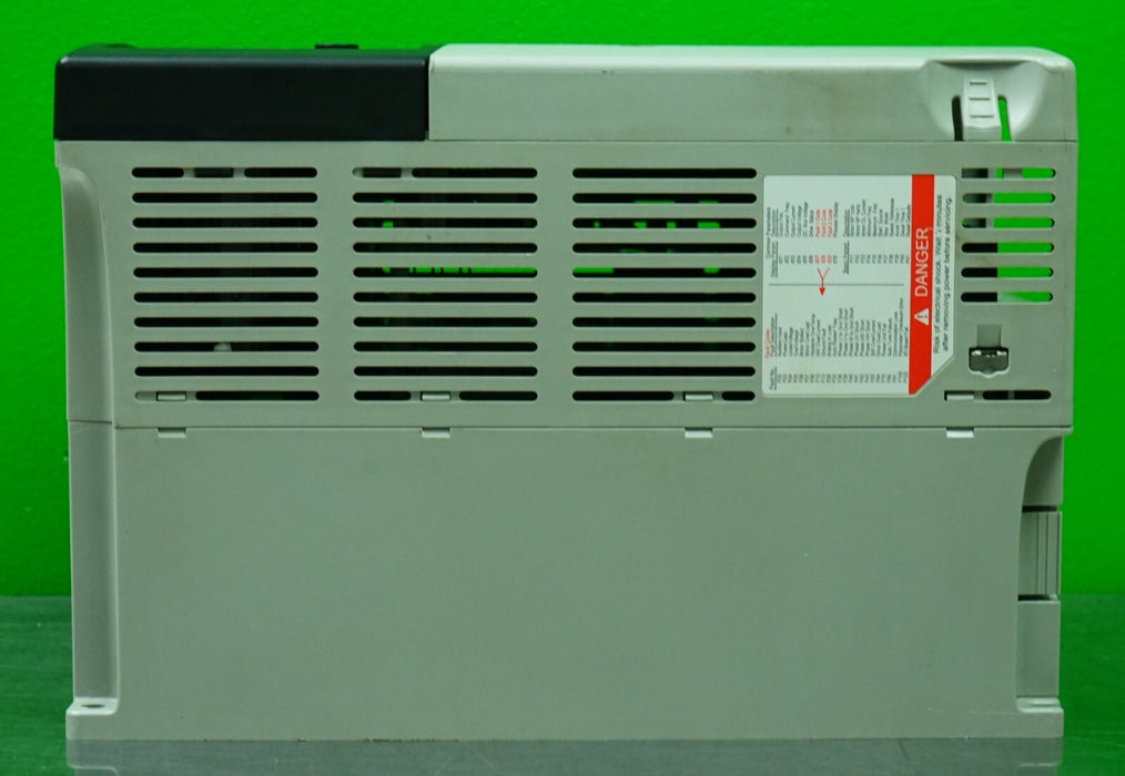 Allen-Bradley 22B-A012N104 PowerFlex 40 3HP SER. A FRN:2.04 Tested Good
