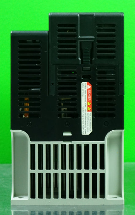 Allen-Bradley 25C-D017N104 PowerFlex 527 10HP Ser A 17A FRN 1.006