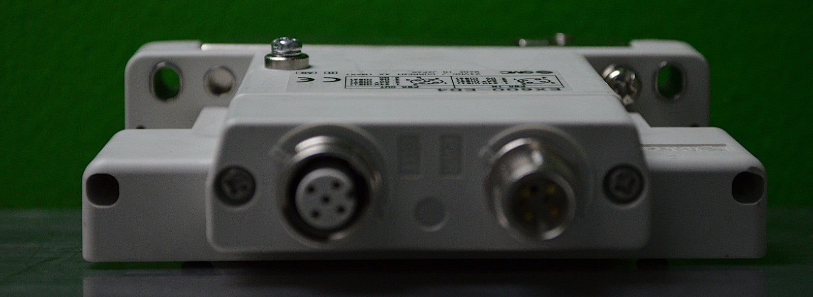 SMC Corporation EX600-ED4 D-Side End Plate 24VDC/Current 4A (MAX), Made in Japan