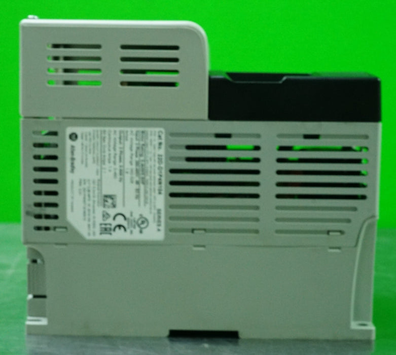 Low Hours Allen-Bradley Powerflex 40P 22D-D1P4N104 1/2HP Tested Good FRN:3.01