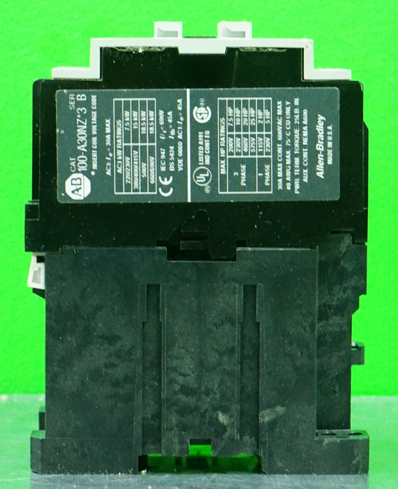 New ALLEN BRADLEY CONTACTOR 100-A30N Z243