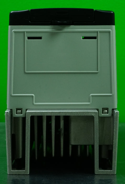 Allen-Bradley PowerFlex 70 2HP 20AD3P4A3AYNNNC0 480VAC FRN:3.003 Tested Good