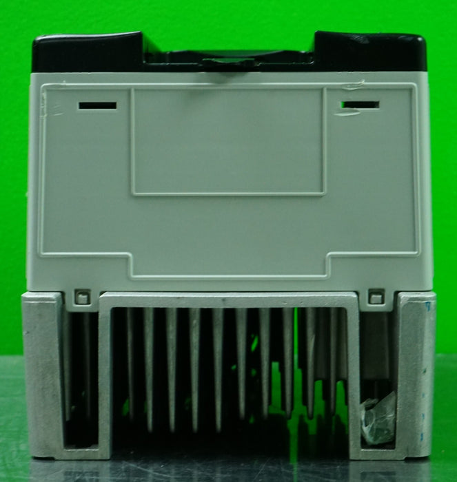 Allen-Bradley PowerFlex 70 3HP 20AB9P6A0AYNNNC0 240 VAC Clean Tested FRN:5.001