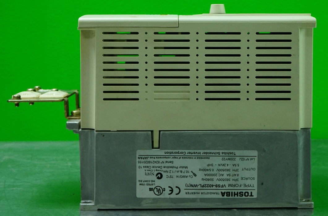 Toshiba VFS9-4022PL-WN1 Transistor Inverter 3PH VFD Drive 7.5A 60Hz Out: 4.2kVA