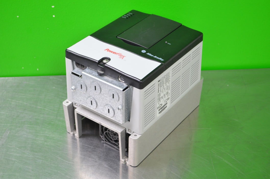 New Allen-Bradley 20AD5P0A0AYNANC0  PowerFlex 70 3HP Series A FRN:5.001
