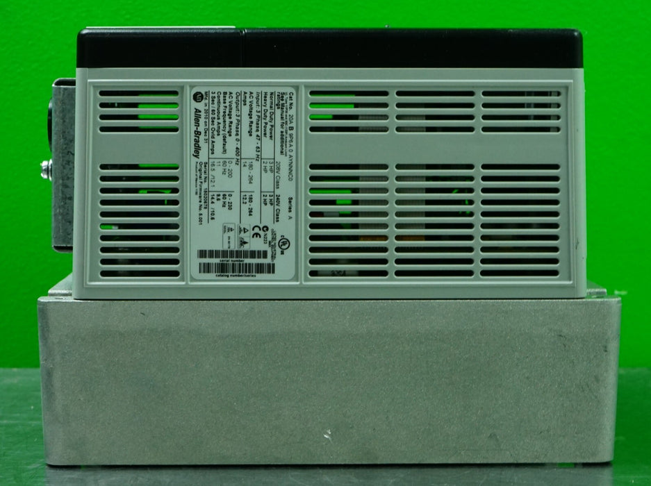 Allen-Bradley PowerFlex 70 3HP 20AB9P6A0AYNNNC0 240 VAC Clean Tested FRN:5.001