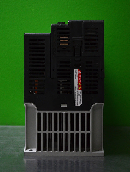 Low Hours Allen-Bradley 20BD013N104 PowerFlex 525 7.5HP Series A FRN: 5.001 480V