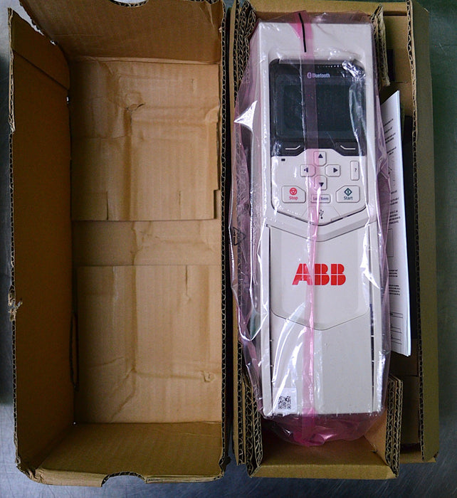 New ABB ACS880-M04-08A0-2+J400 2HP 230V 1.5Kw 3P VFD Compact Industrial AC Drive