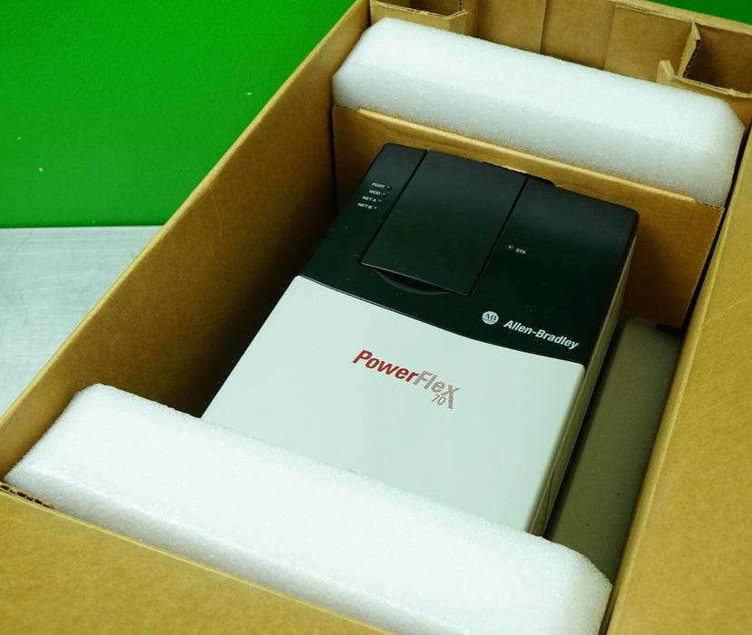 New Allen-Bradley Powerflex 70 20AD011A0AYNARNN 7.5 HP SER. A FRN: 2.003