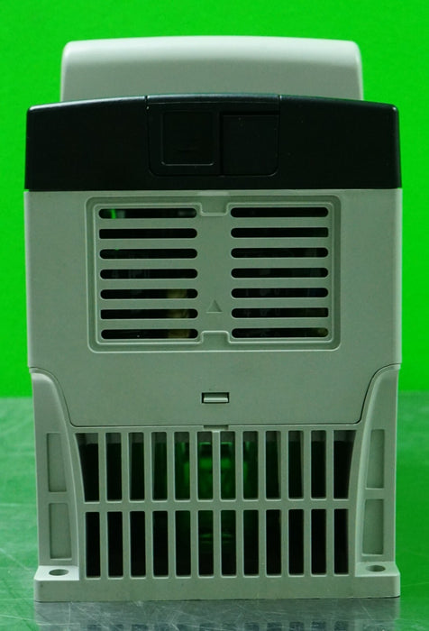Low Hours Allen-Bradley Powerflex 40P 22D-D1P4N104 1/2HP Tested Good FRN:3.01
