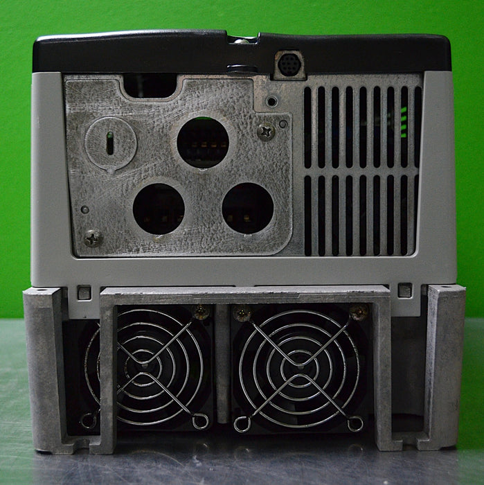 Low Hours Allen-Bradley PowerFlex 70 10 HP 20AD014A0AYNANNN Series A FRN: 2.008