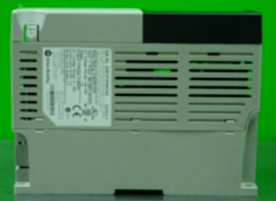 Allen-Bradley 22B-D1P4N104 PowerFlex 40 1/2HP Series A Tested Good FRN:6.01*