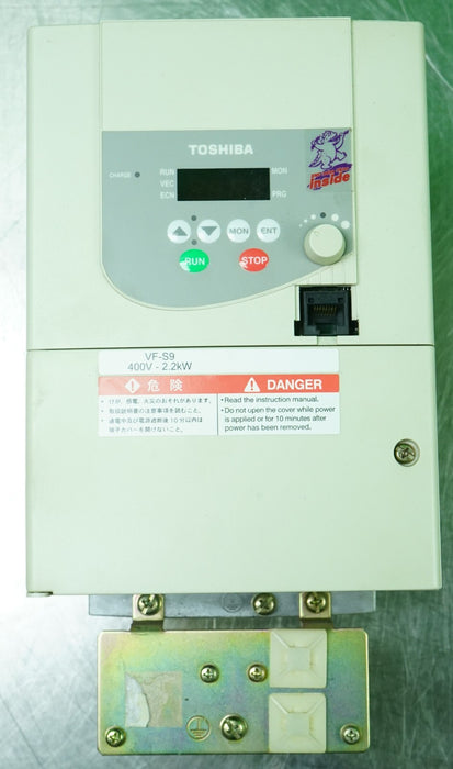Toshiba VFS9-4022PL-WN1 Transistor Inverter 3PH VFD Drive 7.5A 60Hz Out: 4.2kVA