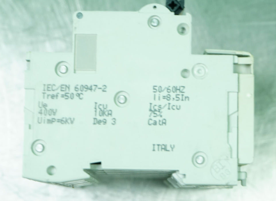 Merlin Gerin multi 9 C60N C63 400V W/Vigi C60