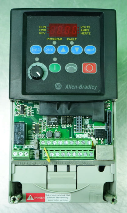 Low Hours Allen-Bradley 22B-D4P0N104 Power Flex 40 Drive 2 HP Ser A FRN:3.03