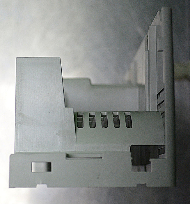 Allen-Bradley PowerFlex 700 Case & Cover Only 0.5 to 5 HP Frame 0 Series B Crack