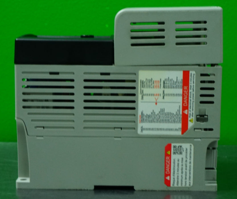 Allen Bradley 22B-D2P3N104 PowerFlex40 Drive Series A Tested Good FW:6.02