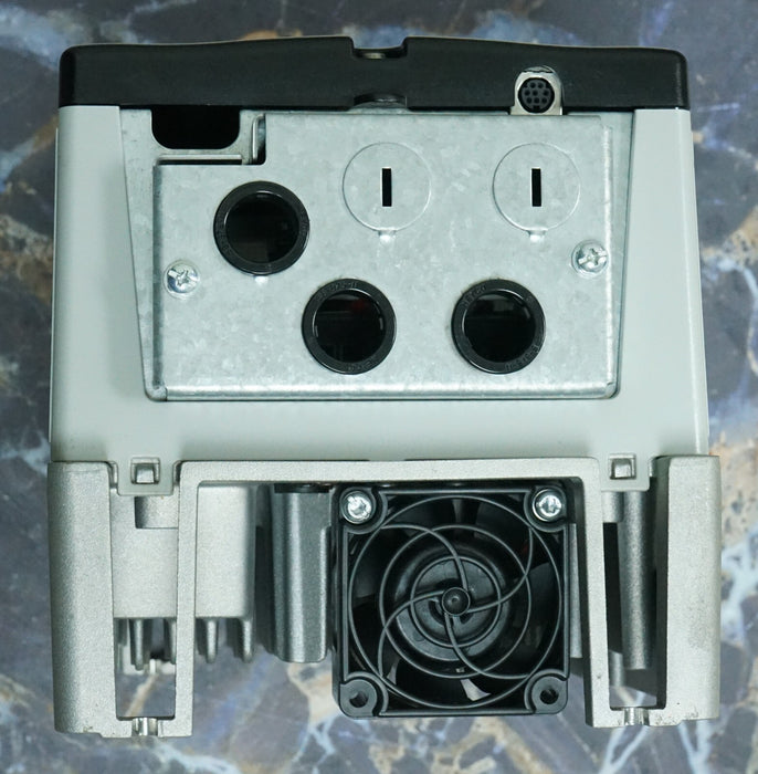 Low Hours Allen-Bradley  20AD5P0A3AYNANC0 70 3 HP 480VAC FRN:5.001 Tested Good
