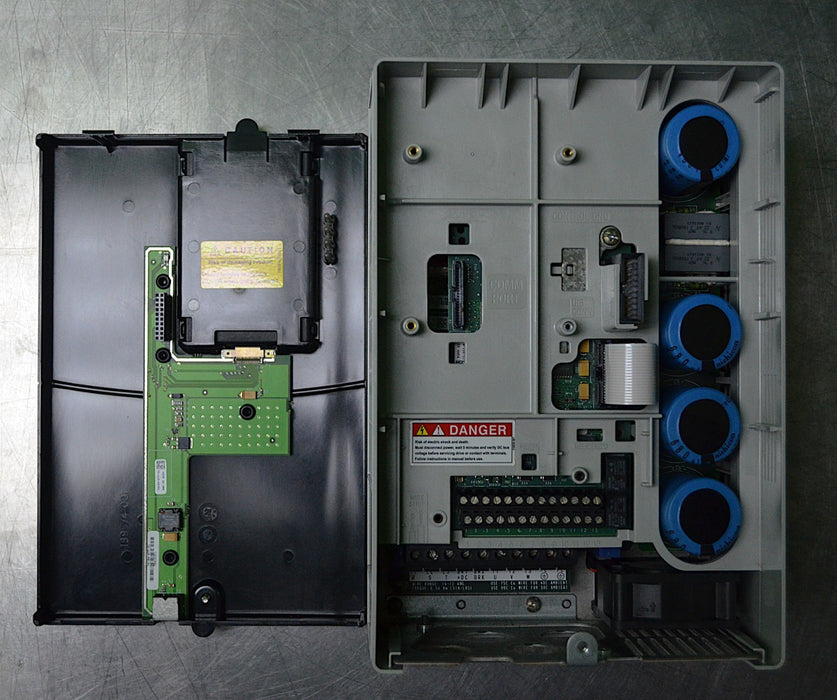 Low Hours Allen-Bradley PowerFlex 70 10 HP 20AD014A0AYNANNN Series A FRN: 2.008